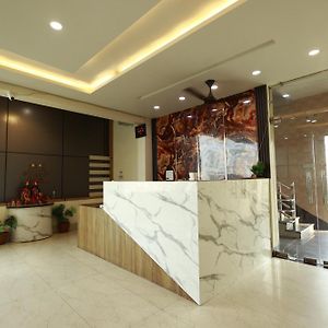 Silver Oaks Inn